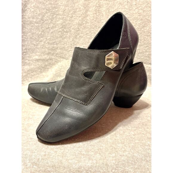 Josef Seibel Size 39 (8-8.5) Gray Leather Low  Heel Shoes PLZ READ - Picture 1 of 9